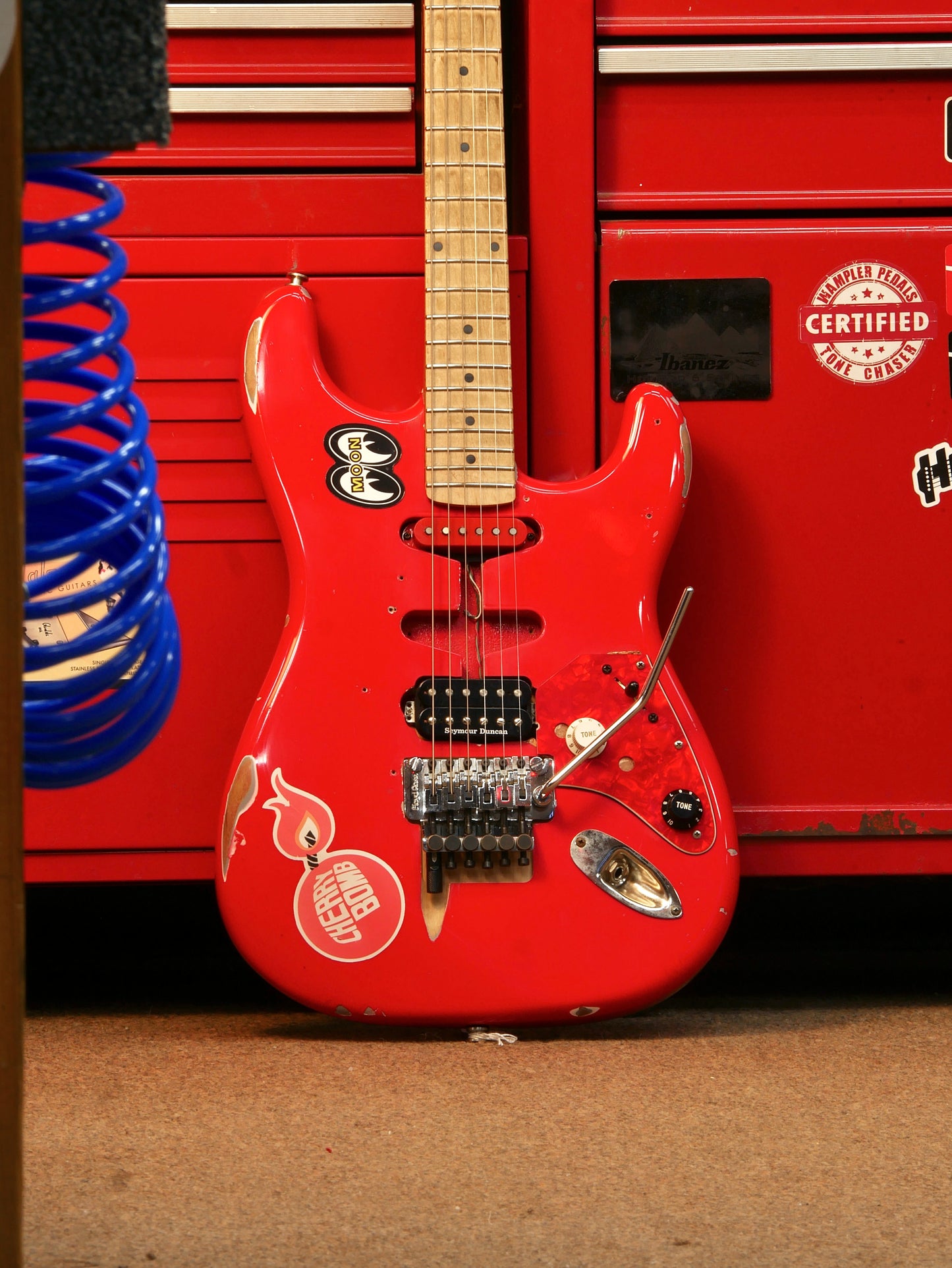 Tatalias Frankie Partscaster - Red Distressed