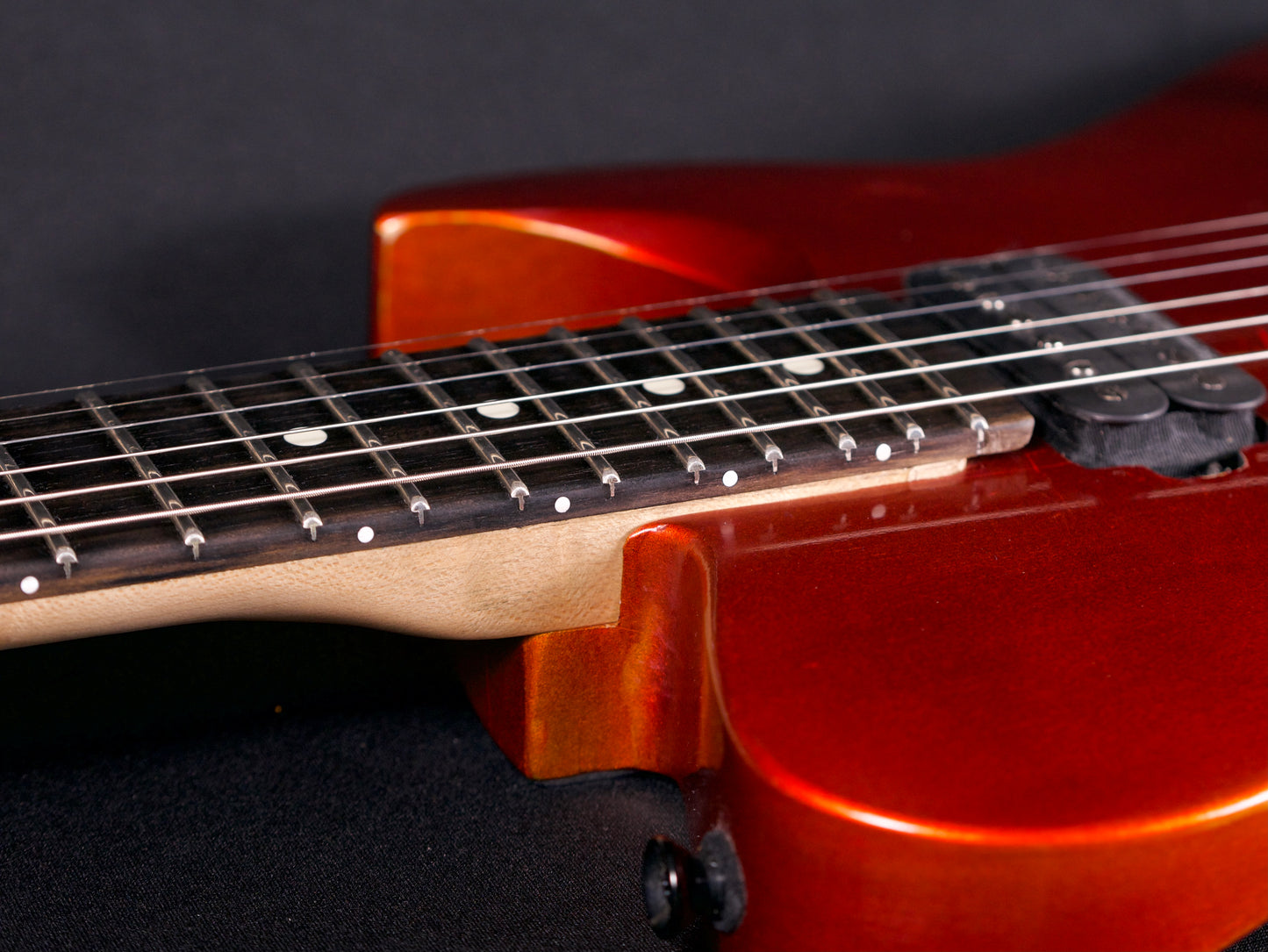 Tatalias T3 - Distressed Candy Red