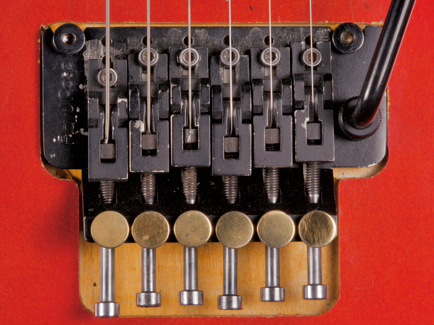 Tatalias T3 - Distressed Candy Red