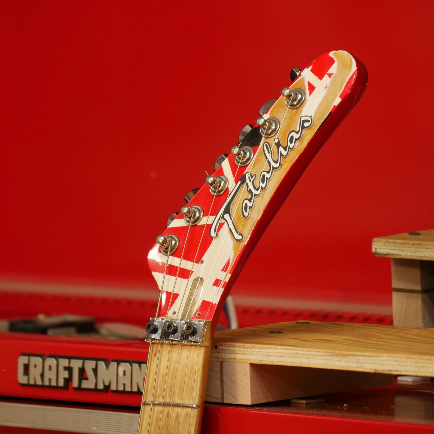 Tatalias Frankie Partscaster - Red Distressed